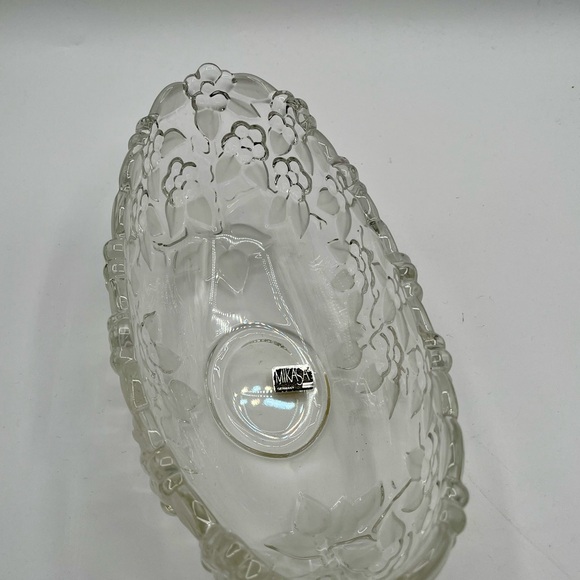 Elegant Clear Floral Glass Bowl Mikasa Germany - Picture 7 of 13